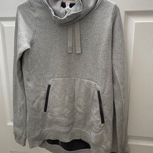 Lululemon sweatshirt